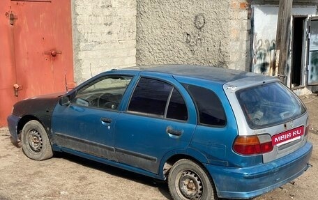 Nissan Almera, 1996 год, 30 000 рублей, 3 фотография