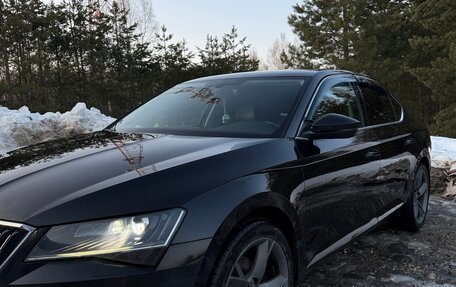 Skoda Superb III рестайлинг, 2018 год, 1 850 000 рублей, 2 фотография