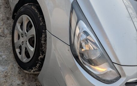 Hyundai Solaris II рестайлинг, 2012 год, 680 000 рублей, 7 фотография