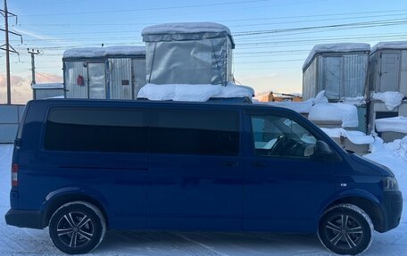 Volkswagen Transporter T5 рестайлинг, 2013 год, 1 000 000 рублей, 4 фотография