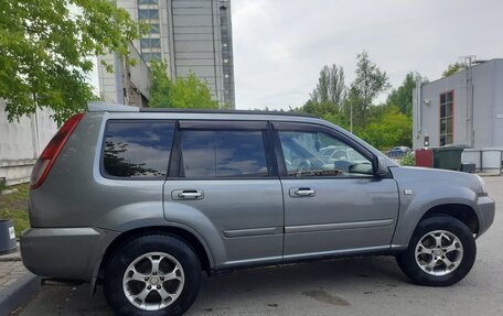 Nissan X-Trail, 2006 год, 675 000 рублей, 2 фотография