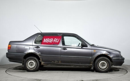 Volkswagen Vento, 1993 год, 120 000 рублей, 4 фотография