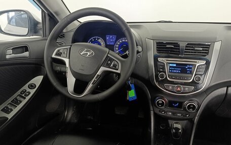 Hyundai Solaris II рестайлинг, 2015 год, 1 200 000 рублей, 11 фотография