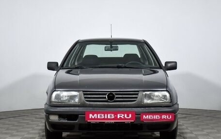 Volkswagen Vento, 1993 год, 120 000 рублей, 2 фотография