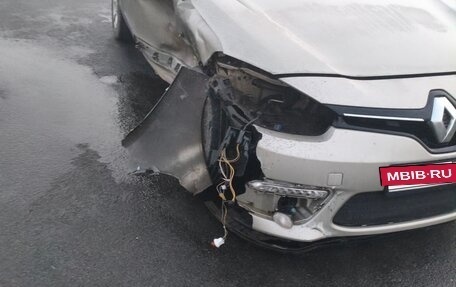 Renault Fluence I, 2014 год, 350 000 рублей, 2 фотография