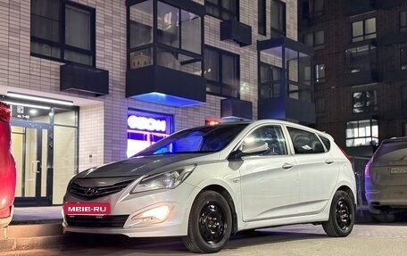 Hyundai Solaris II рестайлинг, 2014 год, 925 000 рублей, 2 фотография