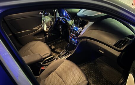 Hyundai Solaris II рестайлинг, 2014 год, 925 000 рублей, 8 фотография