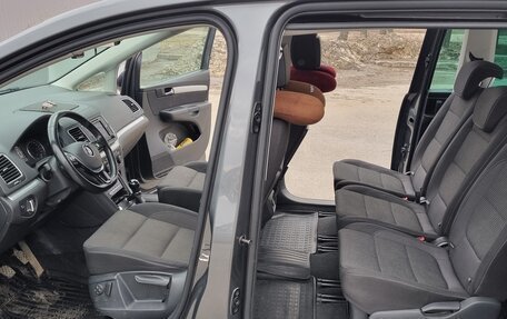 Volkswagen Sharan II, 2017 год, 2 150 000 рублей, 5 фотография