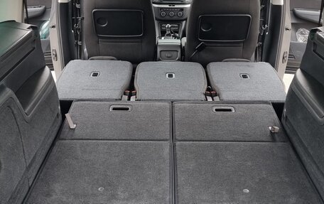 Volkswagen Sharan II, 2017 год, 2 150 000 рублей, 19 фотография