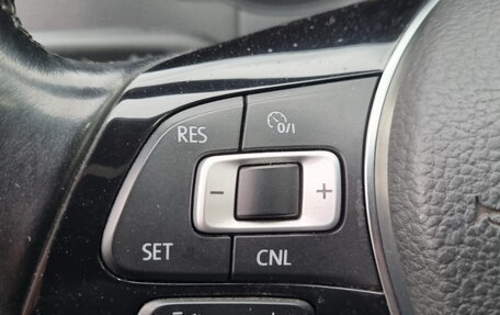 Volkswagen Sharan II, 2017 год, 2 150 000 рублей, 32 фотография