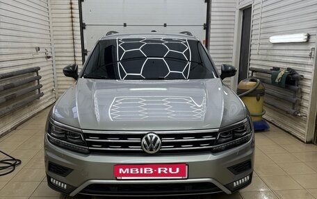 Volkswagen Tiguan II, 2019 год, 2 350 000 рублей, 6 фотография