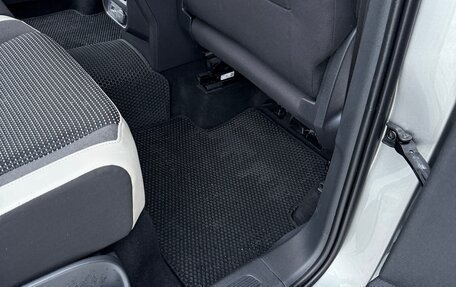 Volkswagen Tiguan II, 2019 год, 2 350 000 рублей, 24 фотография