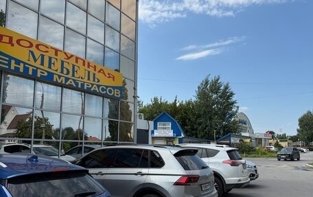 Volkswagen Tiguan II, 2019 год, 2 350 000 рублей, 11 фотография