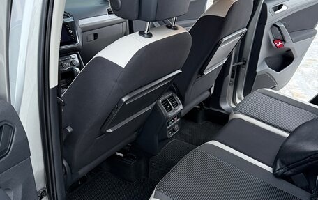 Volkswagen Tiguan II, 2019 год, 2 350 000 рублей, 23 фотография