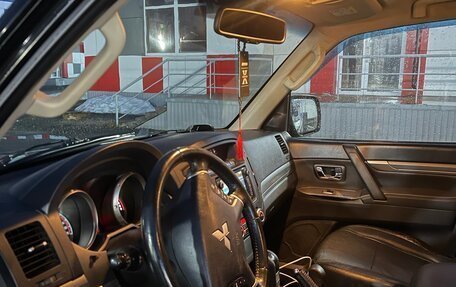 Mitsubishi Pajero IV, 2013 год, 1 850 000 рублей, 7 фотография