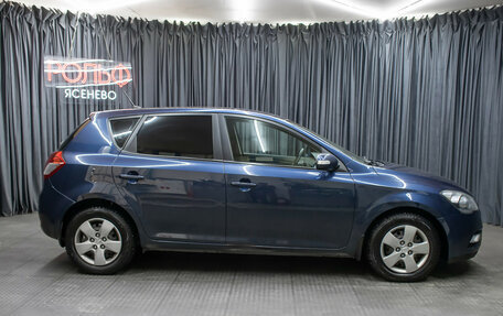 KIA cee'd I рестайлинг, 2010 год, 649 000 рублей, 4 фотография