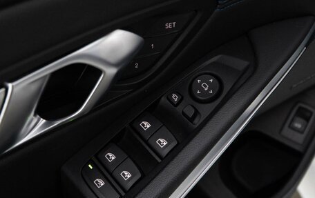 BMW 3 серия, 2019 год, 4 449 046 рублей, 15 фотография