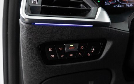 BMW 3 серия, 2019 год, 4 449 046 рублей, 16 фотография