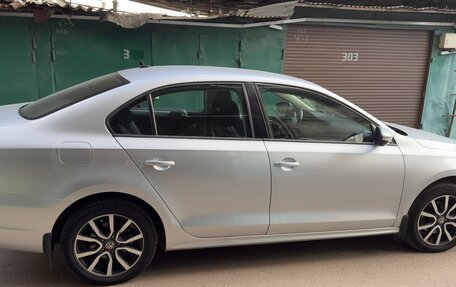 Volkswagen Jetta VI, 2011 год, 1 250 000 рублей, 6 фотография