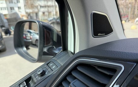 Volkswagen Multivan T6 рестайлинг, 2016 год, 3 599 999 рублей, 17 фотография