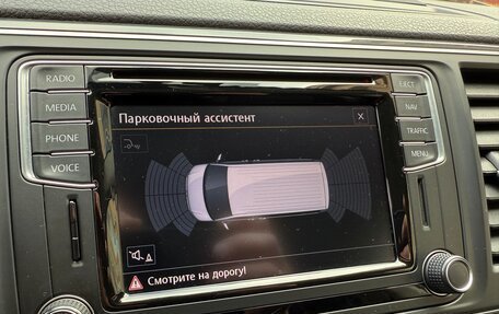 Volkswagen Multivan T6 рестайлинг, 2016 год, 3 599 999 рублей, 21 фотография