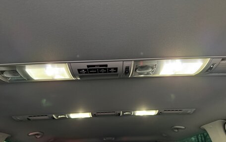 Volkswagen Multivan T6 рестайлинг, 2016 год, 3 599 999 рублей, 32 фотография