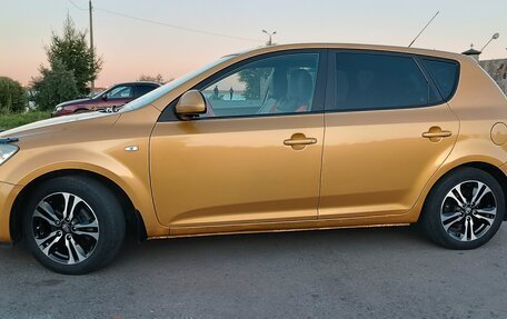 KIA cee'd I рестайлинг, 2009 год, 630 000 рублей, 2 фотография