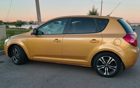 KIA cee'd I рестайлинг, 2009 год, 630 000 рублей, 3 фотография