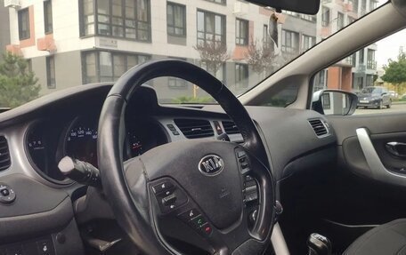 KIA cee'd III, 2015 год, 1 050 000 рублей, 10 фотография