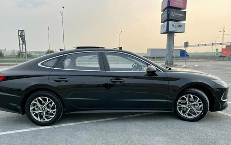 Hyundai Sonata VIII, 2023 год, 2 250 000 рублей, 5 фотография