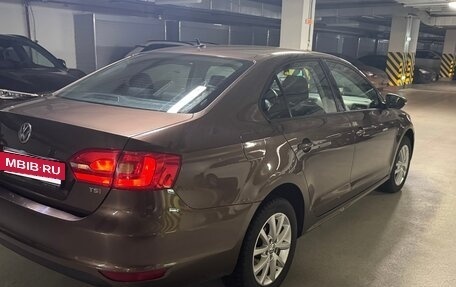 Volkswagen Jetta VI, 2013 год, 980 000 рублей, 6 фотография