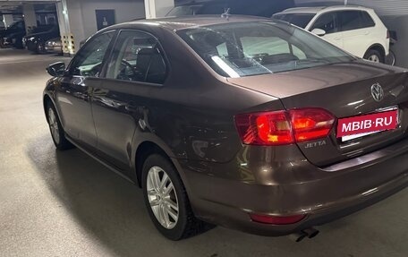 Volkswagen Jetta VI, 2013 год, 980 000 рублей, 9 фотография