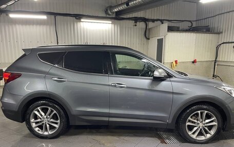 Hyundai Santa Fe III рестайлинг, 2017 год, 2 350 000 рублей, 3 фотография