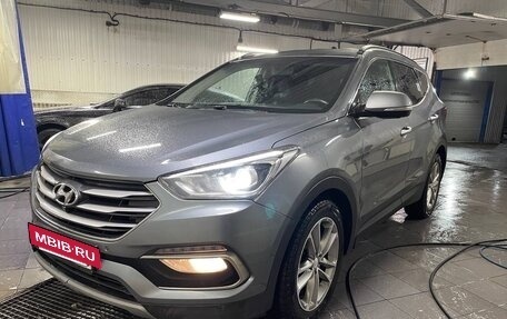 Hyundai Santa Fe III рестайлинг, 2017 год, 2 350 000 рублей, 2 фотография
