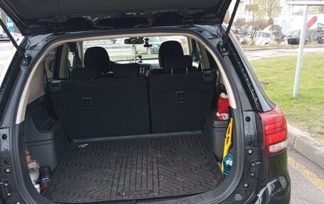 Mitsubishi Outlander III рестайлинг 3, 2017 год, 1 850 000 рублей, 8 фотография