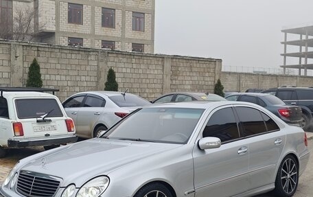 Mercedes-Benz E-Класс, 2005 год, 990 000 рублей, 2 фотография