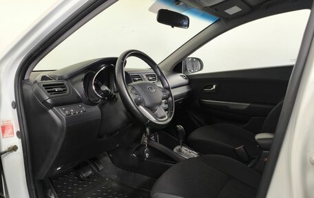 KIA Rio III рестайлинг, 2011 год, 8 фотография
