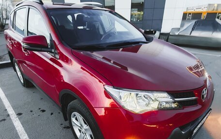 Toyota RAV4, 2014 год, 1 865 000 рублей, 2 фотография