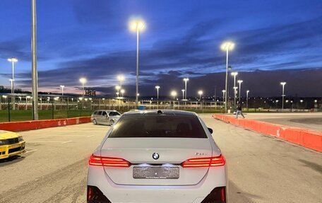 BMW 5 серия, 2024 год, 7 777 777 рублей, 2 фотография