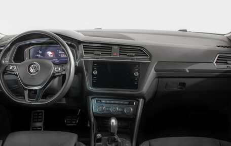 Volkswagen Tiguan II, 2020 год, 3 435 000 рублей, 11 фотография