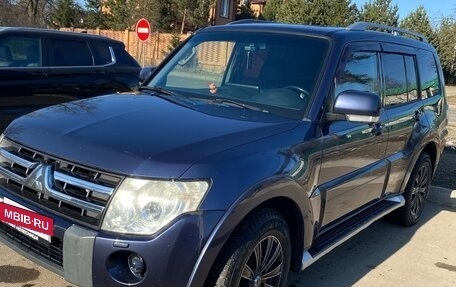 Mitsubishi Pajero IV, 2007 год, 1 750 000 рублей, 2 фотография