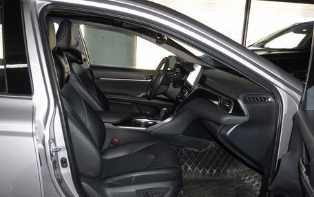 Toyota Camry, 2024 год, 3 970 000 рублей, 8 фотография