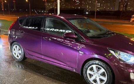 Hyundai Solaris II рестайлинг, 2011 год, 650 000 рублей, 2 фотография