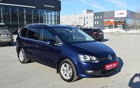 Volkswagen Sharan II, 2019 год, 1 797 000 рублей, 3 фотография