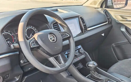 Skoda Karoq I, 2022 год, 1 693 017 рублей, 8 фотография