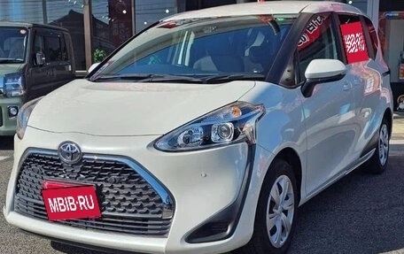 Toyota Sienta II, 2022 год, 1 081 027 рублей, 1 фотография