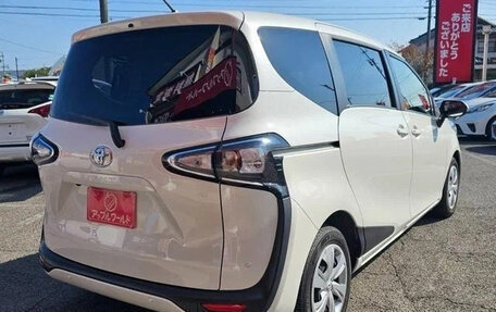 Toyota Sienta II, 2022 год, 1 081 027 рублей, 4 фотография