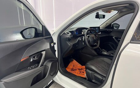 Peugeot 2008 II, 2022 год, 1 600 000 рублей, 7 фотография