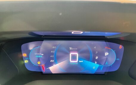 Peugeot 2008 II, 2022 год, 1 600 000 рублей, 10 фотография