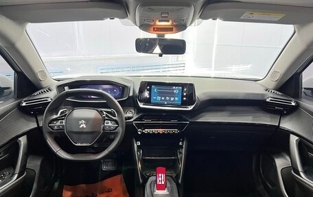 Peugeot 2008 II, 2022 год, 1 600 000 рублей, 15 фотография